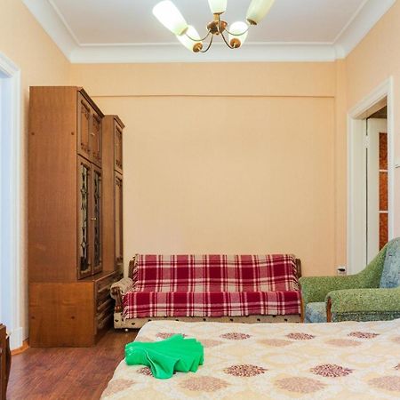 Квартира По Улице Большая Васильковская 92 كييف المظهر الخارجي الصورة